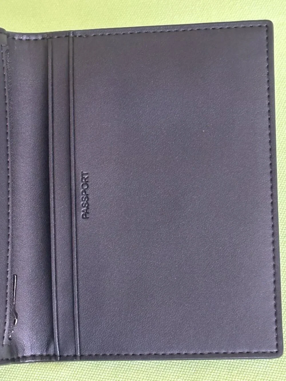 COACH PASSPORT CASE:NWT LEATHER w/CAR PRINT OR SIGNATURE CANVAS STRIPE:NWT